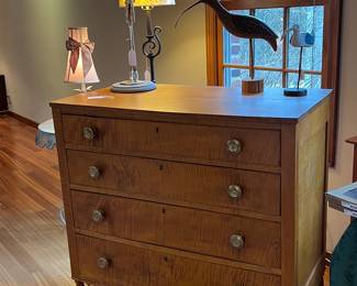Early 19th Century maple chest of drawers