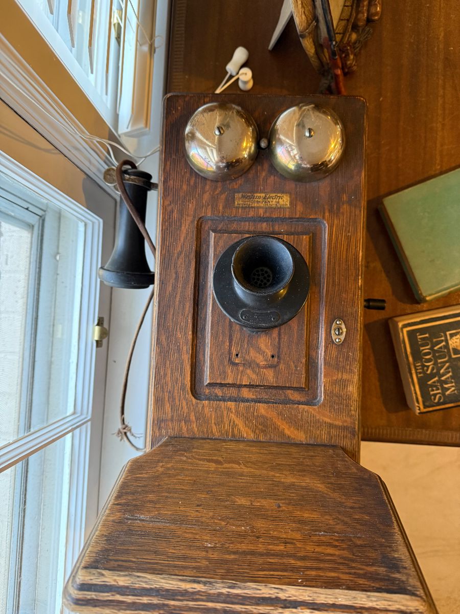 Antique phone
