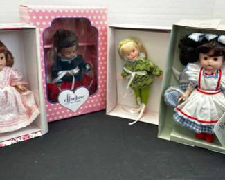 4 Vintage Porcelain Dolls In Original Boxes