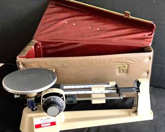 Ohaus DialOGram Balance With Case