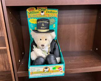 Commonwealth Toy - Millionaire Plush Bear 