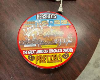 Hershey's Chocolate Covered Pretzels Tin