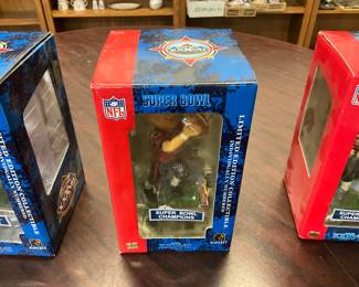 NFL Super Bowl Limited Edition Players Figure