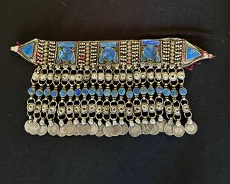 Choker/necklace with lapis and coins