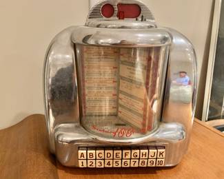 Vintage 1950s Seeburh Wall-O-Matic Jukebox / Diner Table Music box