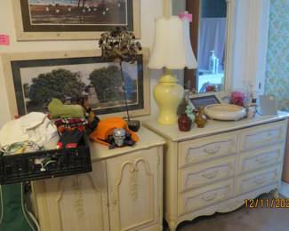 Thomasville Bedroom Set