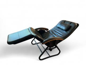 Zero Gravity Chair