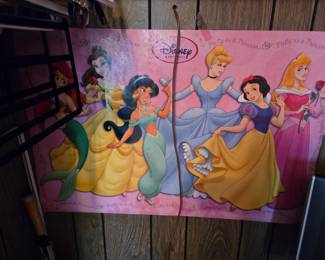Disney princesses! I'm not sure how Ariel the little mermaid us standing in this picture, but hey, who am I to judge.