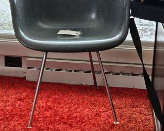 Herman Miller Elephant hide grey chair.