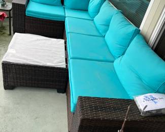Six piece patio set, plus cushions, plus glass for table