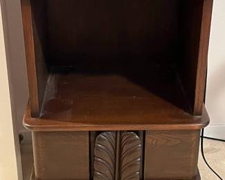 Widdicombe 1940s night stand