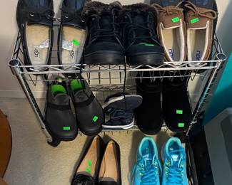 Lots of good brand shoes - mostly 7.5