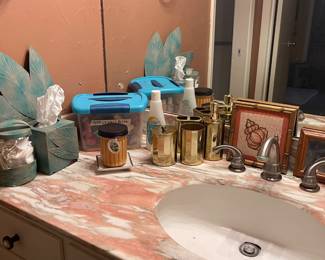 VANITY ITEMS