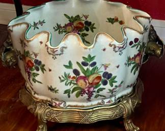 LARGE VINTAGE UNITED WILSON PORCELAIN LOBED JARDINIERE ON BRONZE STAND