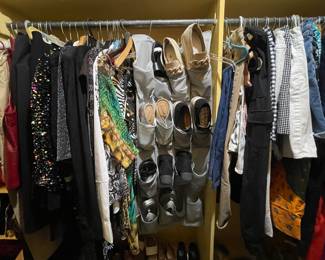 CLOTHES & SHOES
