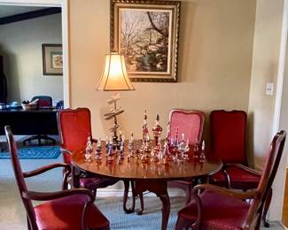 DROP-LEAF TABLE & CHAIRS