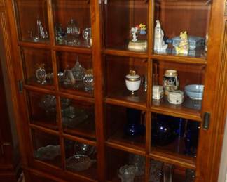 Ethan Allen Illuminated China Cabinet With Two Sliding Doors and Two Drawers