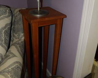 Diminutive Plant or Statuary Stand