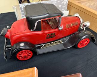 . . . Jim Beam fire truck decanter -- full