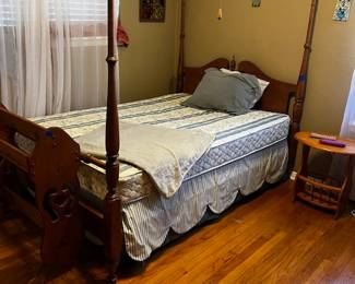 Full size poster bed with mattress