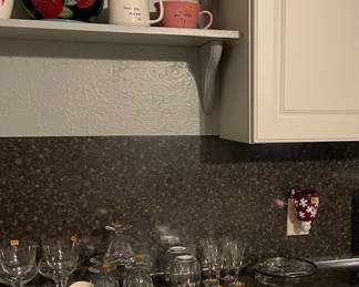 Glassware and misc kitchen items, nice wax melt in outlet just waiting for a new home