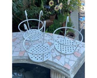 Ultimate Innovations Fence And Deck Plant Hangers, White