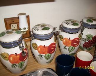 Oneida Vintage Fruit Kitchen Canisters