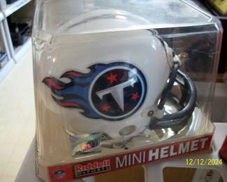 Titans Mini Helmet