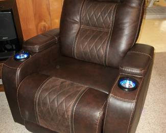 Electric Recliner w/ accent lighting