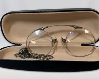 1 10 12k Gold Plated Pince Nez Spectacle on Pearlescent Chain