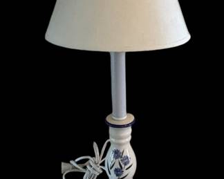 Table Lamp wMatching Candle Holders 