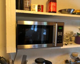 Black and Decker microwave