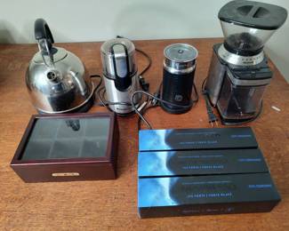 Nespresso Aeroccino 3 FrotherPods, Grinder and More