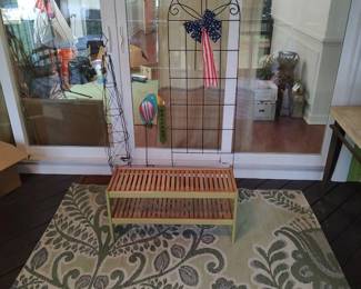 Area Rug, Plant Stand, Lawn Decor