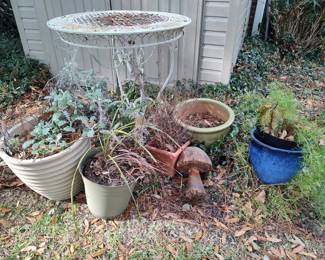 Patio Table and Planters