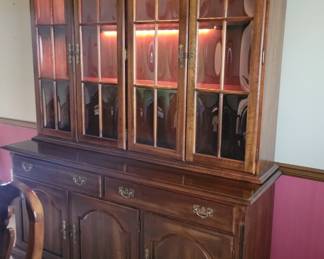 BUBBLE GLASS LIGHTED CHINA CABINET $60