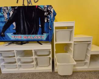 2 Piece Storage Unit With Plastic Sliding Storage Totes