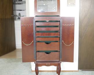 Powell Queen Anne Style Jewelry Armoire | View detailed pictures and descriptions on placerauctions.com