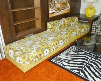 Extra Long 2-Piece Day Bed | View detailed pictures and descriptions on placerauctions.com