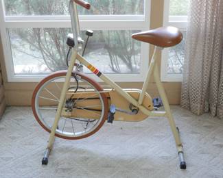 Vintage 1970s Roadmaster Exersystem 5000 Stationary Bike | View detailed pictures and descriptions on placerauctions.com
