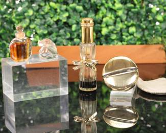 miniature perfumes group