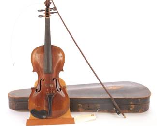 Jacobus Stainer (1674) Violin with bow and coffin case