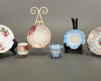 Porcelain tea cups group