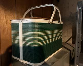 Picnic basket