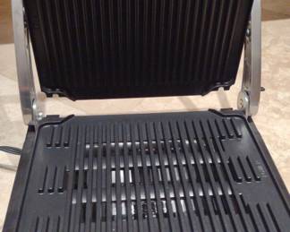 Wolfgang Pick Portable Electric Griller