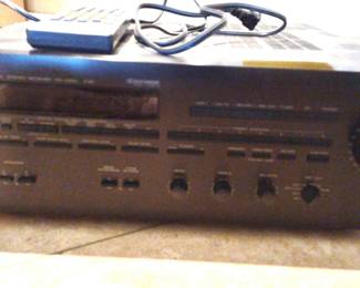 Yamaha AXV850 wRemote