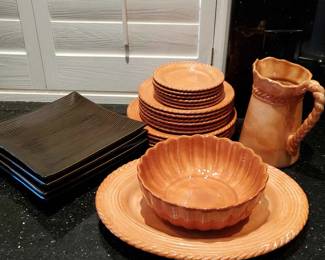 Lucca Kitchenware Set