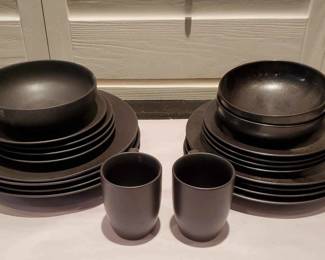 LyndtStymeist  Gibson Stoneware