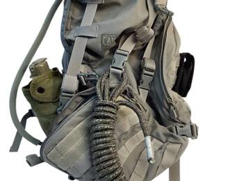 TEWA712 Camelback Maximim Gear Hydration Pack Backpack Pack comes with bladder but probably needs replacing.

