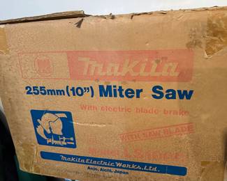 Makita miter saw